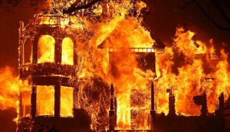 chiem bao chay nha danh so nao